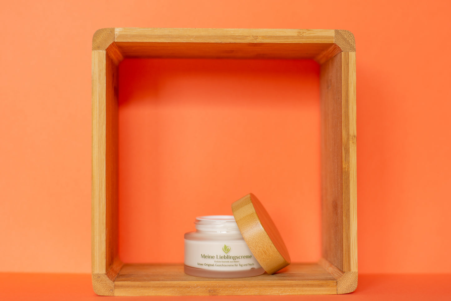 Meine Lieblingscreme Original Gesichtspflege. Pflegt Tag und Nacht. Natürlich und regional.